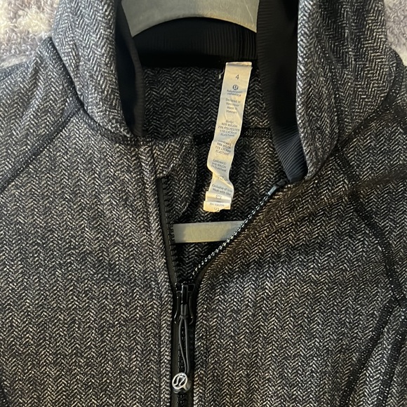 Lululemon Define Jacket (old style) - Picture 2 of 4